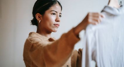Trucos de limpieza: ¿Cómo quitar las manchas de desodorante de tu ropa en 5 minutos?