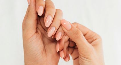 Manicura para rejuvenecer: Las uñas que alargan los dedos y que hacen ver elegantes las manos