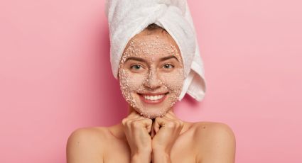 ¿Por qué deberías usar azúcar para borrar arrugas de la cara? Conoce sus propiedades rejuvenecedoras