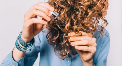 Usa unas gotas del mejor aceite para el cabello y elimina frizz, caspa y sequedad en minutos