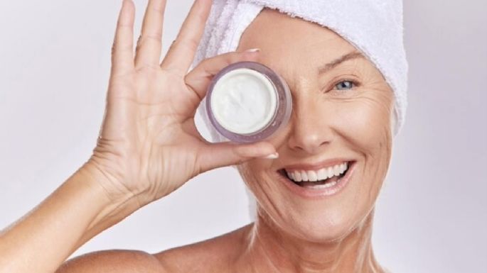 Haz la mejor crema antiarrugas casera para rejuvenecer el rostro y recuperar colágeno a los 50