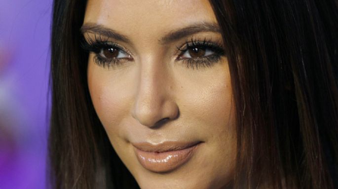 Demandan a Kim Kardashian por decorar su oficina con muebles de imitación